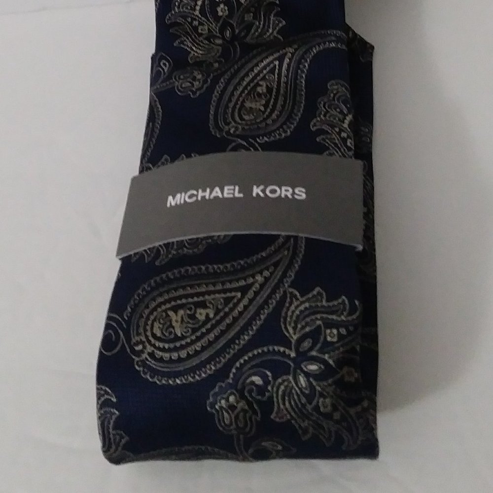 MICHAEL KORS Men's Classic-Design Paisley Tie